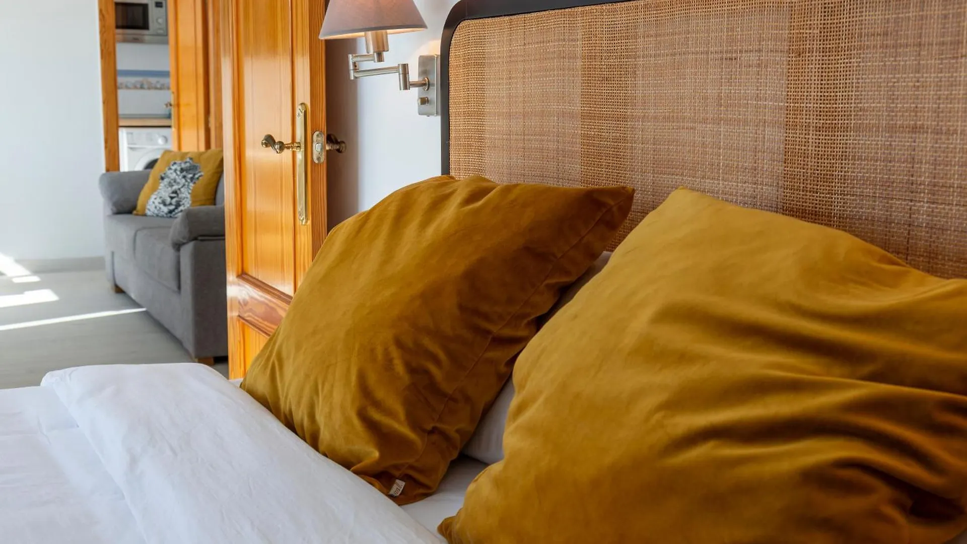 Lux&Cool Paseo Maritimo Apartment Almeria