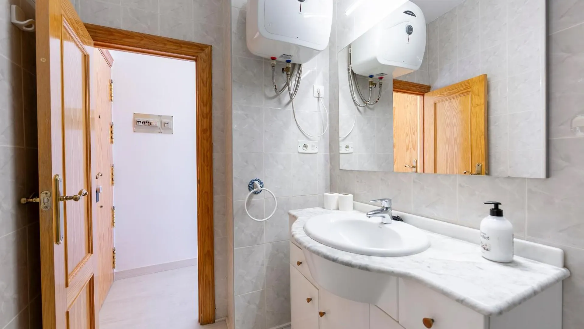 Lux&Cool Paseo Maritimo Apartment Almeria 0*,  Spain